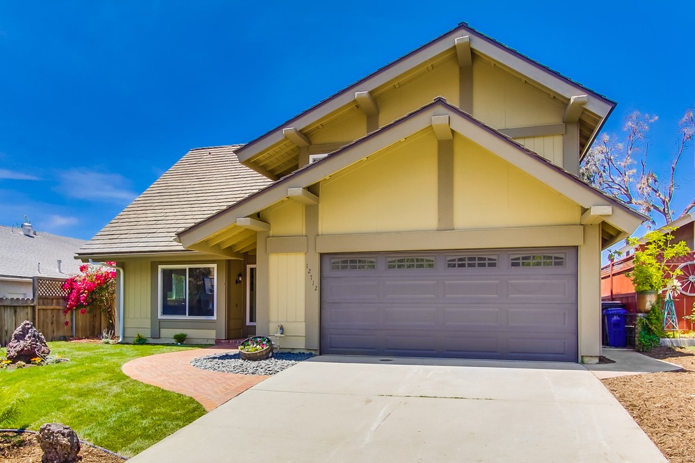 Virtual tour photo 3 of 40 for 12712 Mengibar Avenue
