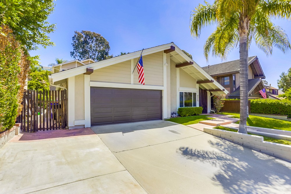 Virtual tour photo 3 of 36 for 12719 Mengibar Ave