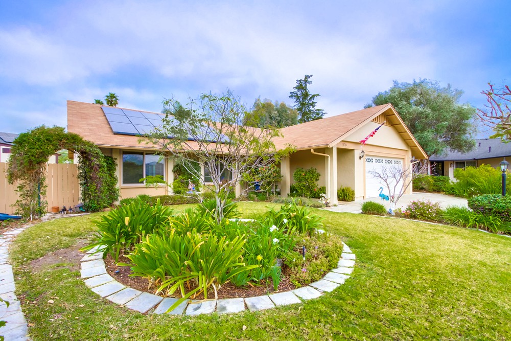 Virtual tour photo 7 of 68 for 12720 Alondra Ct