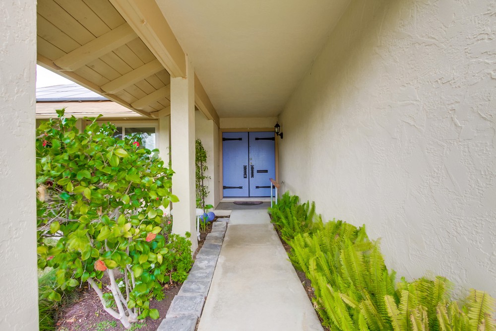 Virtual tour photo 9 of 68 for 12720 Alondra Ct