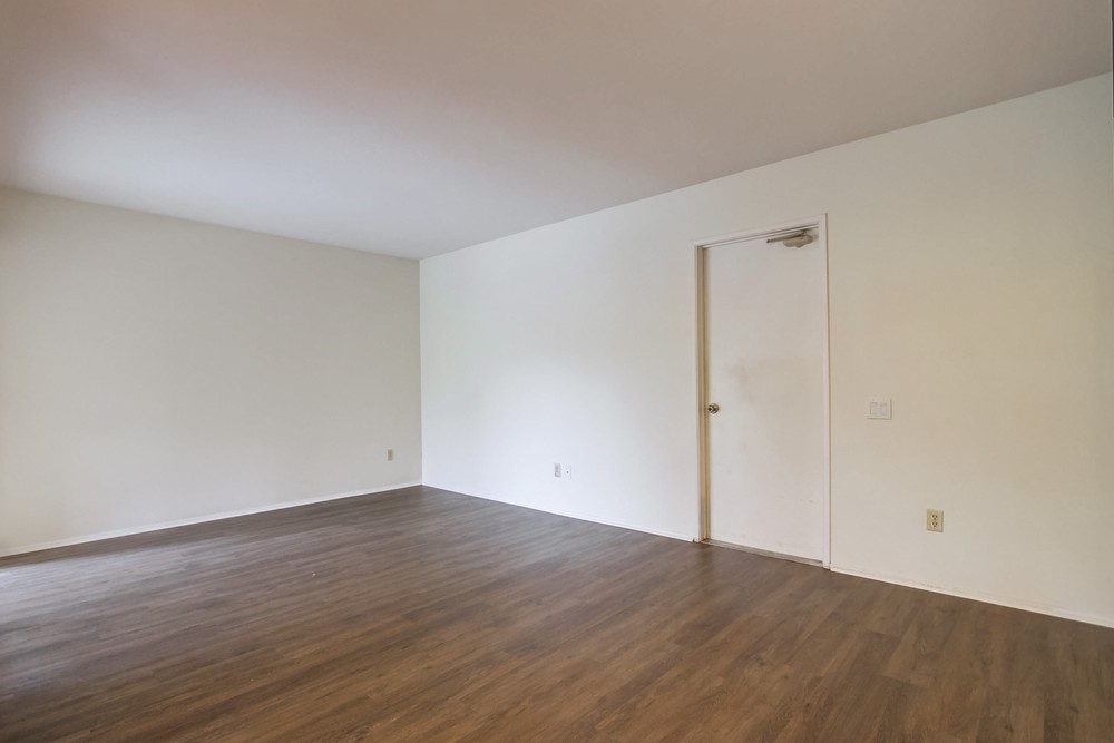 Virtual tour photo 21 of 68 for 12720 Alondra Ct