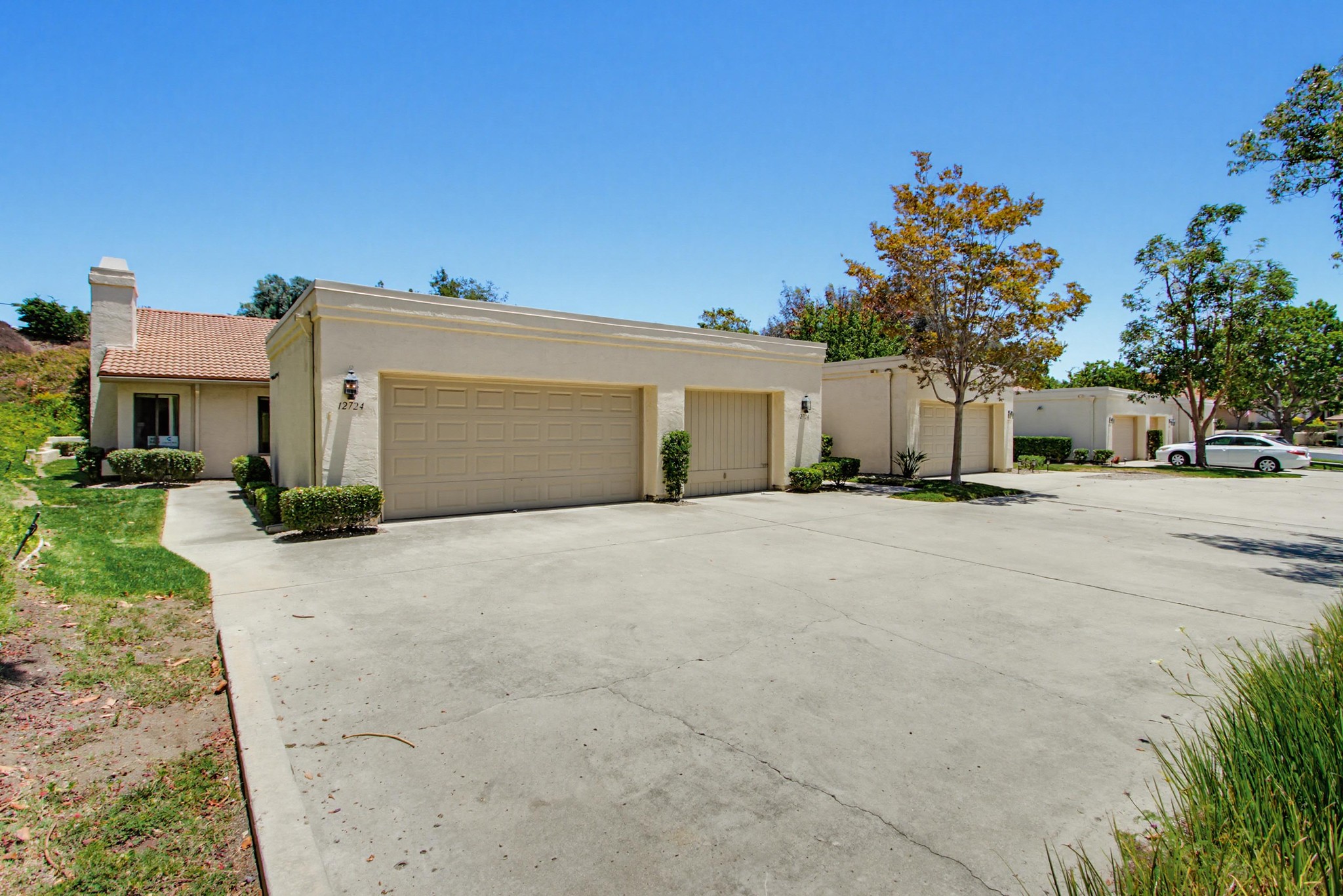 Virtual tour photo 1 of 43 for 12724 Via Nasca