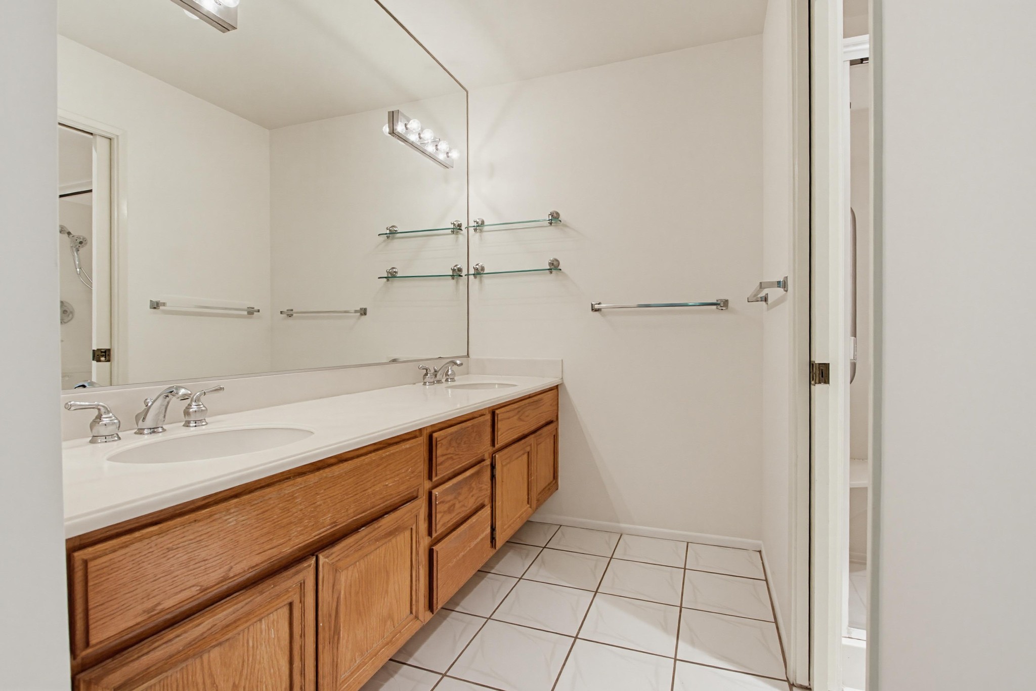 Virtual tour photo 31 of 43 for 12724 Via Nasca