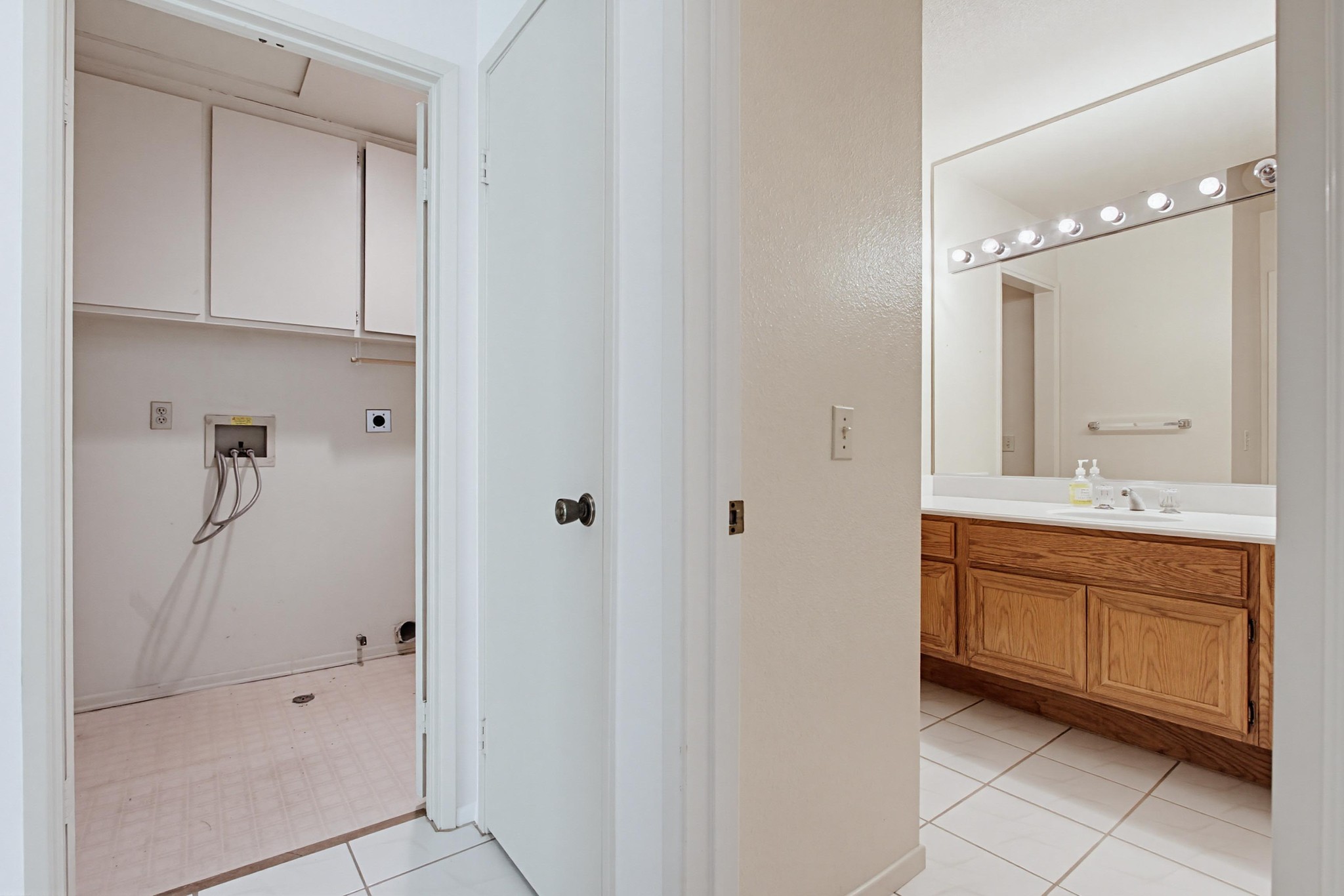 Virtual tour photo 37 of 43 for 12724 Via Nasca