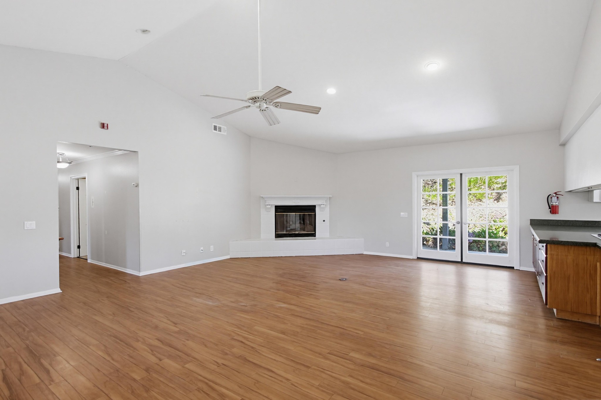 Virtual tour photo 13 of 88 for 12725 Monte Vista Rd
