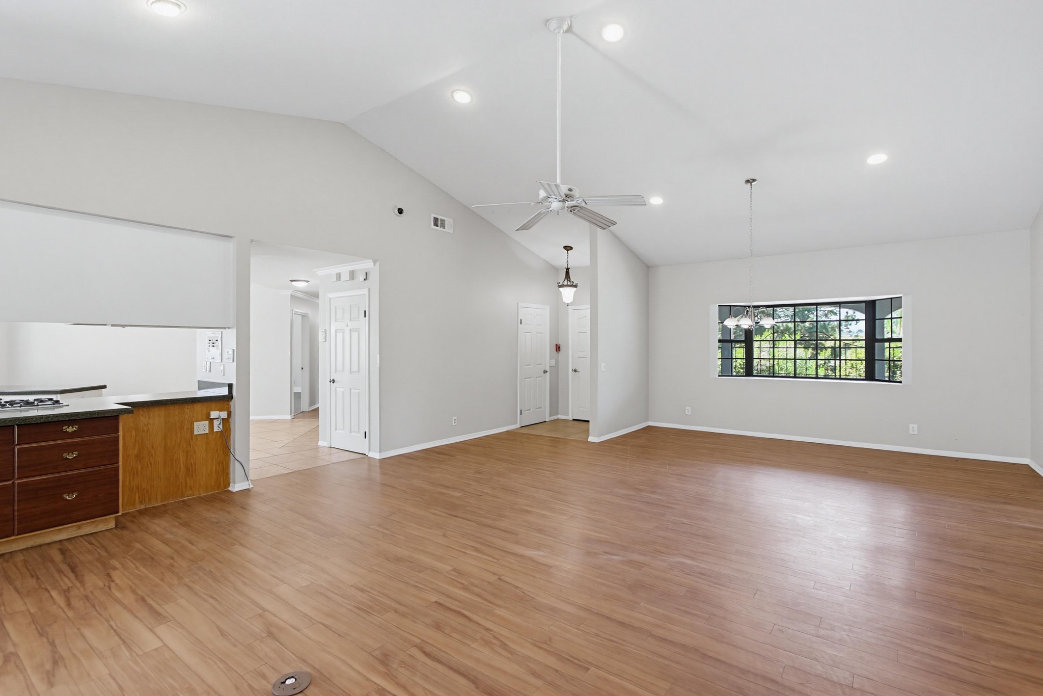 Virtual tour photo 15 of 88 for 12725 Monte Vista Rd