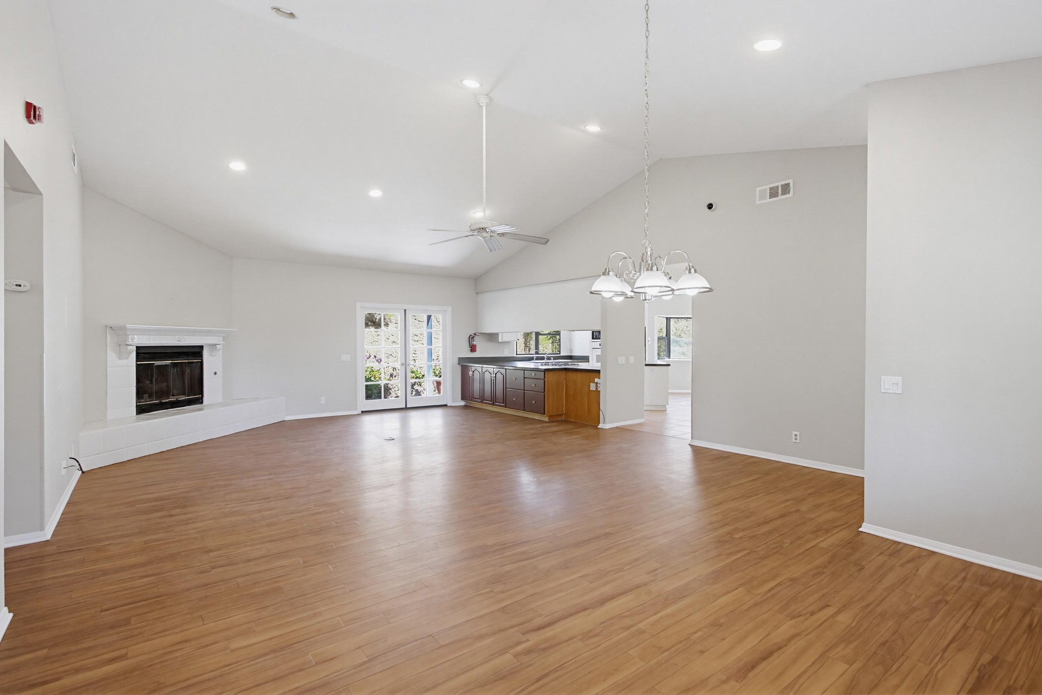 Virtual tour photo 18 of 88 for 12725 Monte Vista Rd