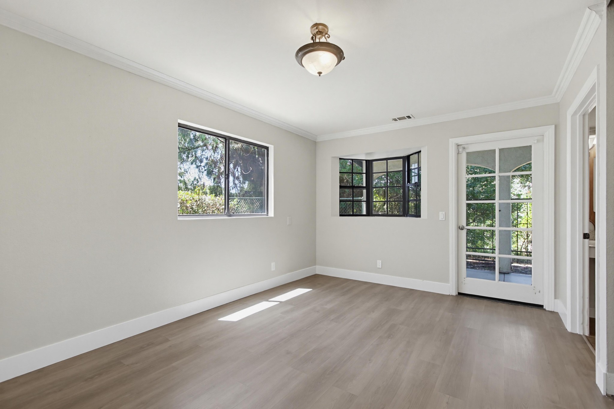 Virtual tour photo 27 of 88 for 12725 Monte Vista Rd
