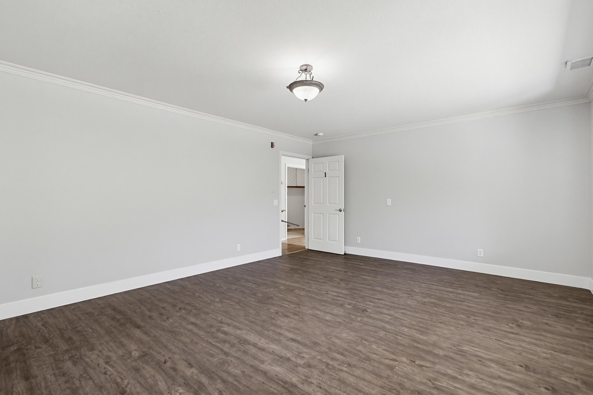Virtual tour photo 42 of 88 for 12725 Monte Vista Rd