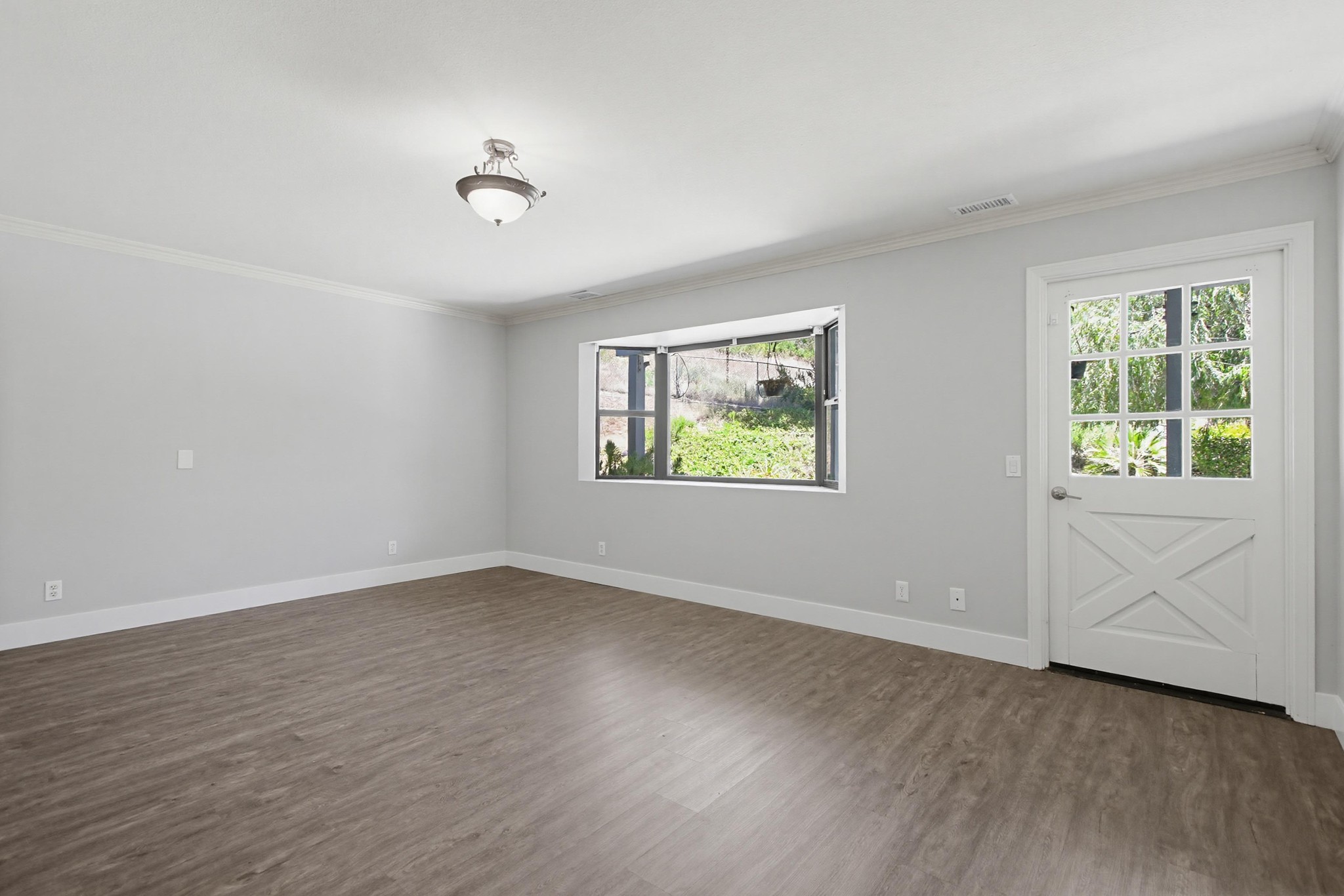 Virtual tour photo 43 of 88 for 12725 Monte Vista Rd