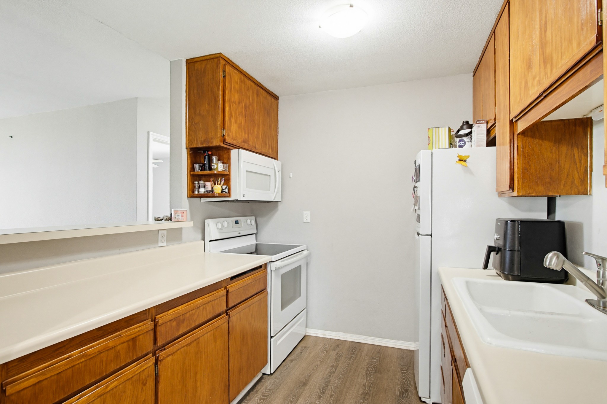 Virtual tour photo 16 of 76 for 12728 Lakeshore Dr