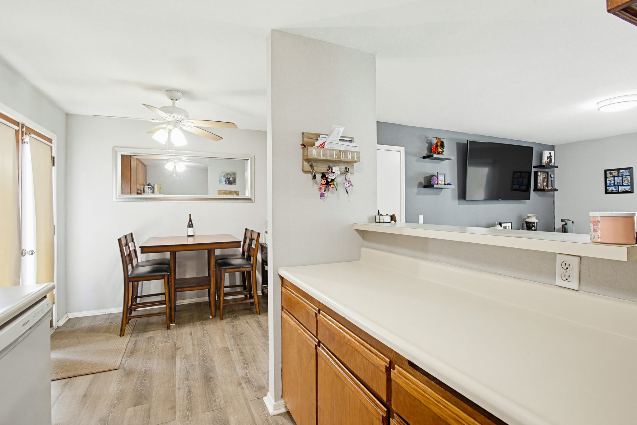 Virtual tour photo 18 of 76 for 12728 Lakeshore Dr