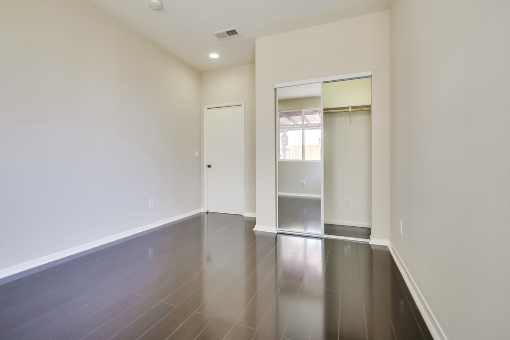 Virtual tour photo 25 of 52 for 1273 Seagreen Place