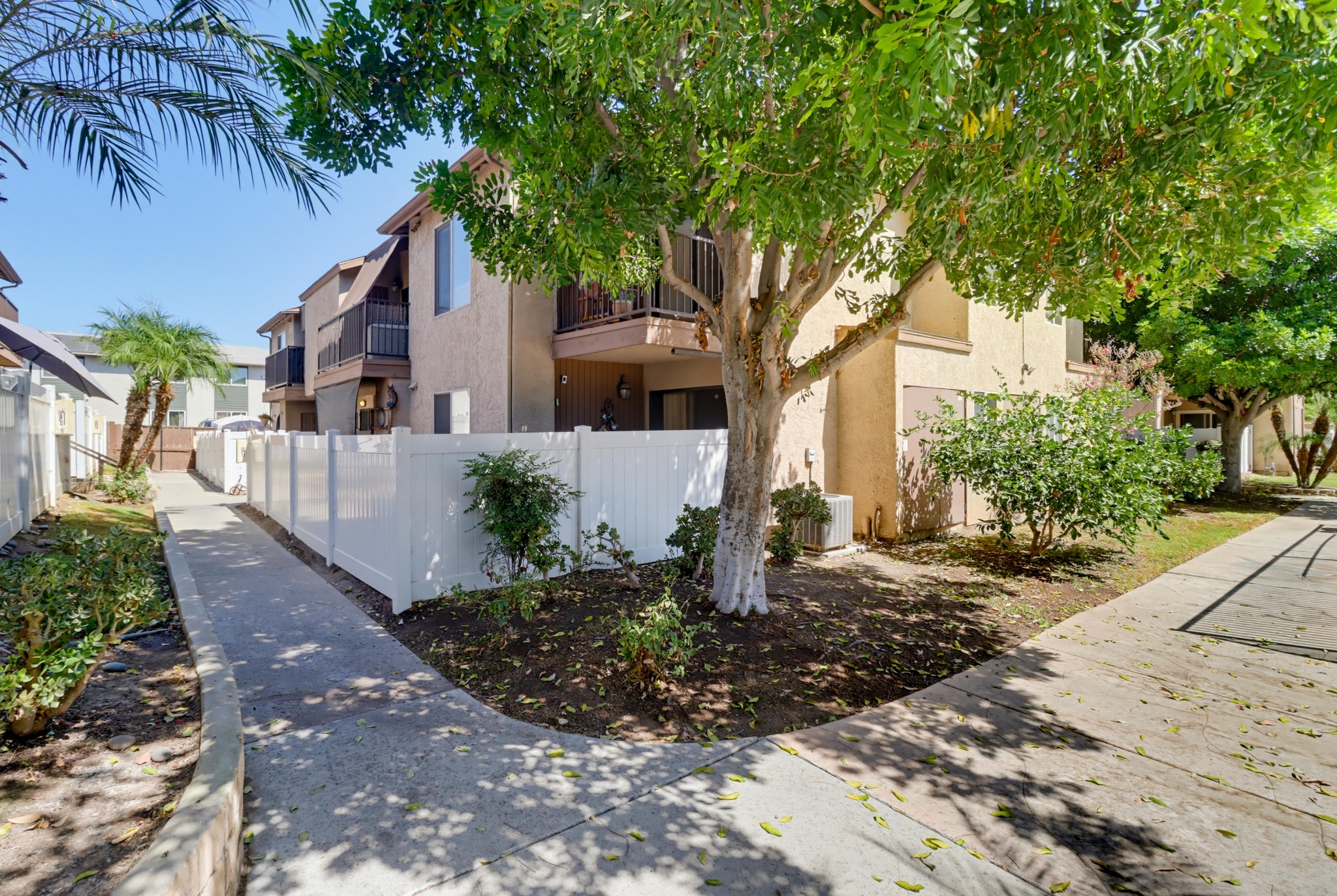Virtual tour photo 1 of 37 for 12730 Laurel St Unit 301