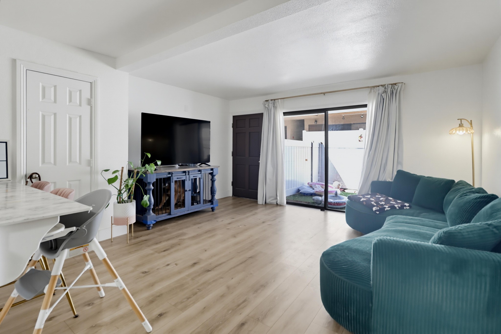 Virtual tour photo 13 of 37 for 12730 Laurel St Unit 301