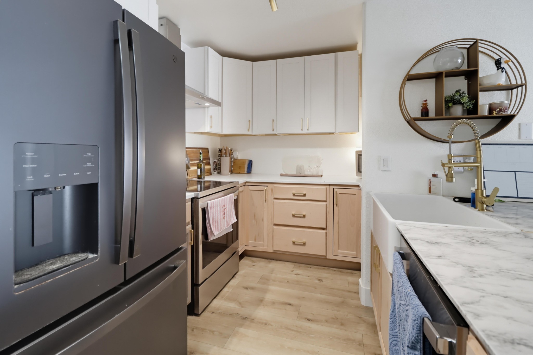 Virtual tour photo 14 of 37 for 12730 Laurel St Unit 301