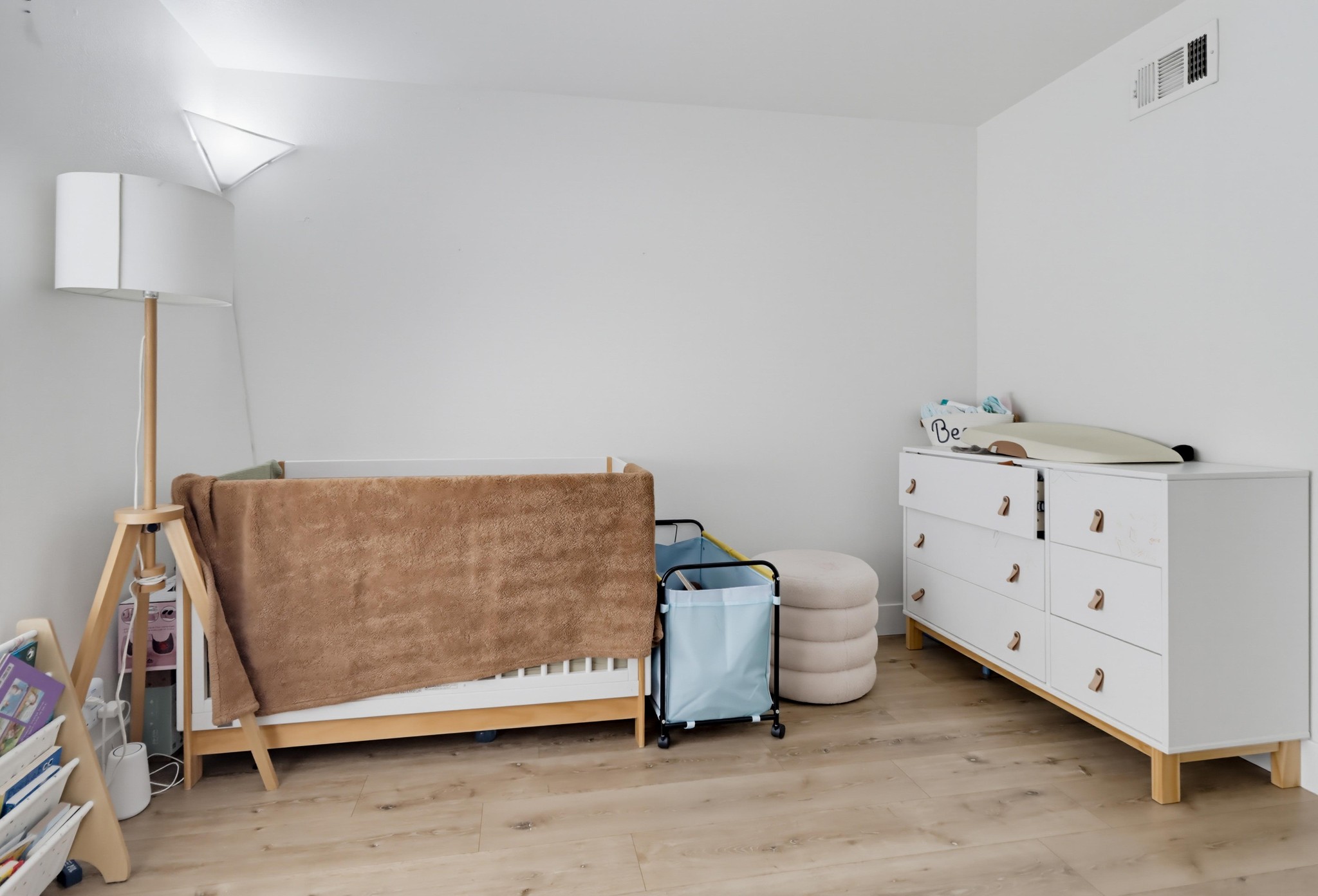 Virtual tour photo 18 of 37 for 12730 Laurel St Unit 301