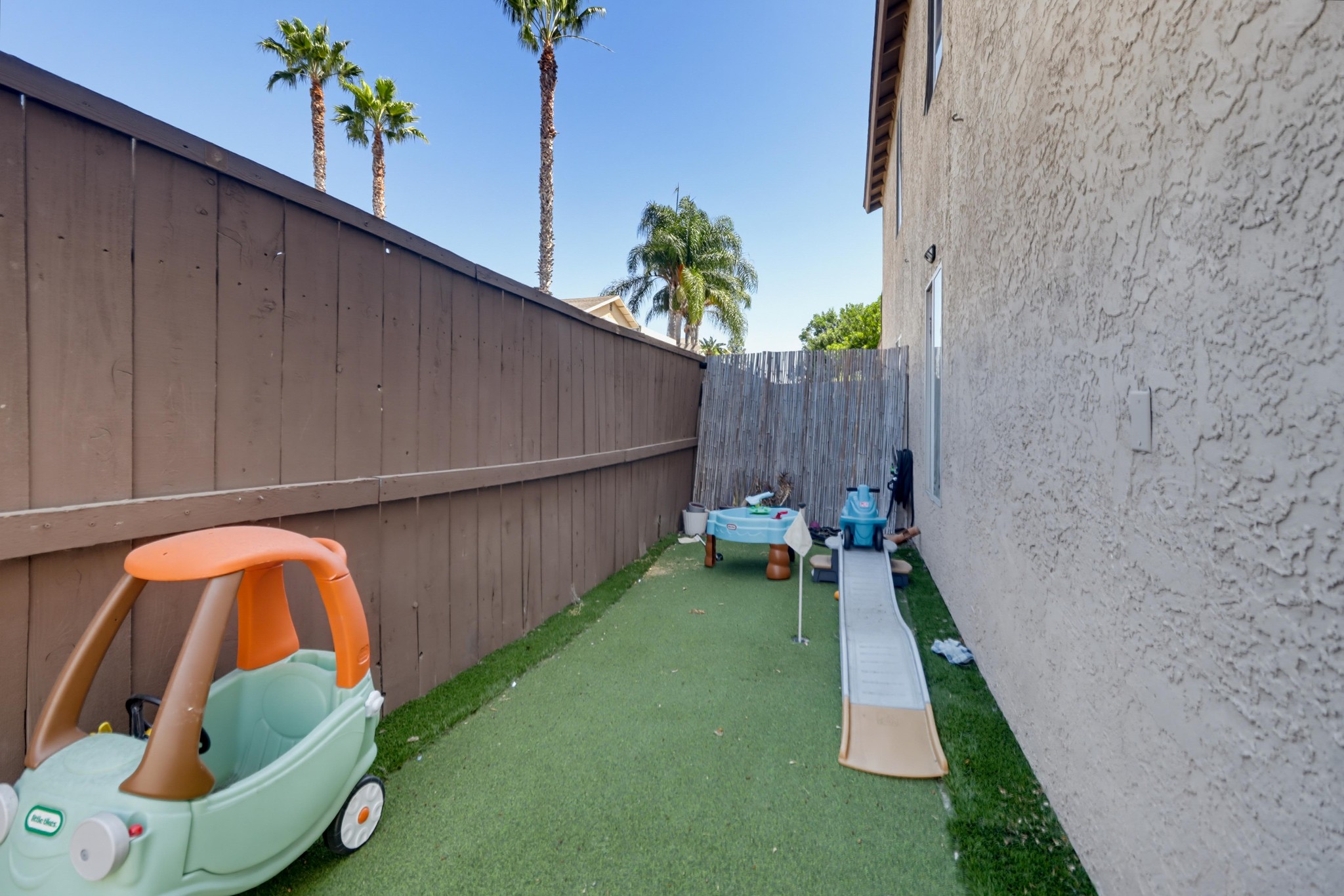 Virtual tour photo 27 of 37 for 12730 Laurel St Unit 301