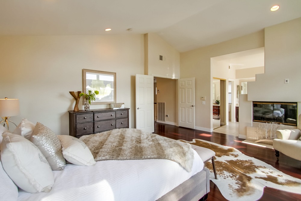 Virtual tour photo 39 of 74 for 12731 Futura St