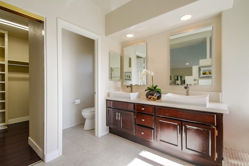Virtual tour photo 43 of 74 for 12731 Futura St
