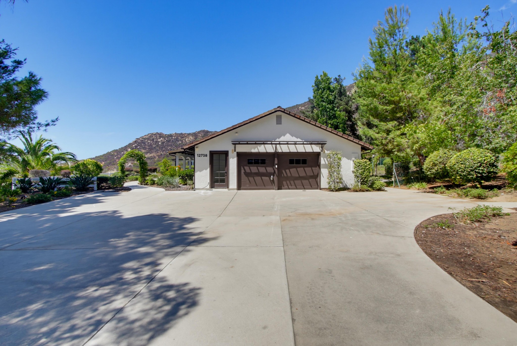 Virtual tour photo 3 of 79 for 12738 Monte Vista Rd