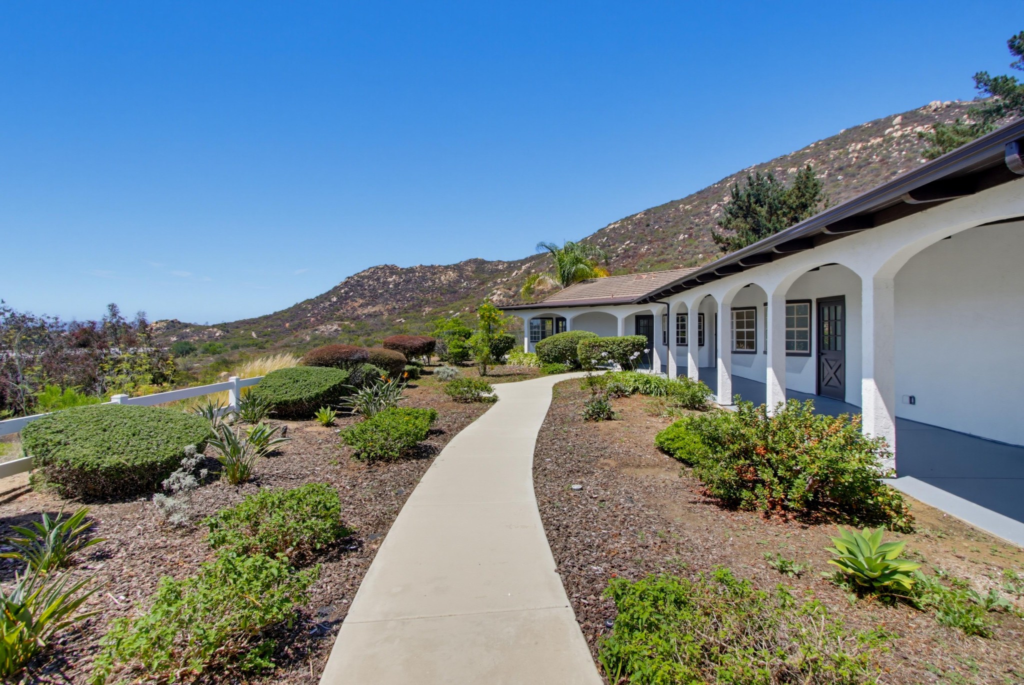 Virtual tour photo 7 of 79 for 12738 Monte Vista Rd