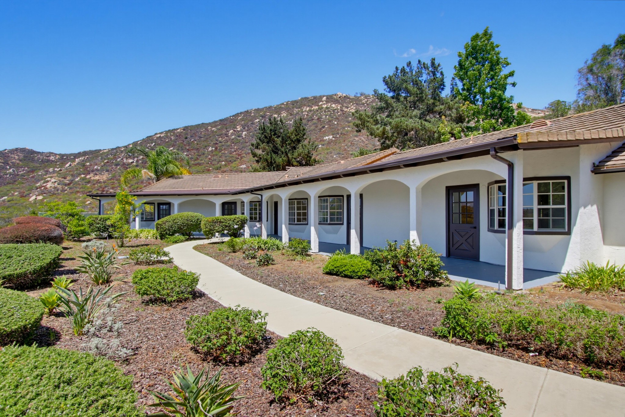 Virtual tour photo 8 of 79 for 12738 Monte Vista Rd