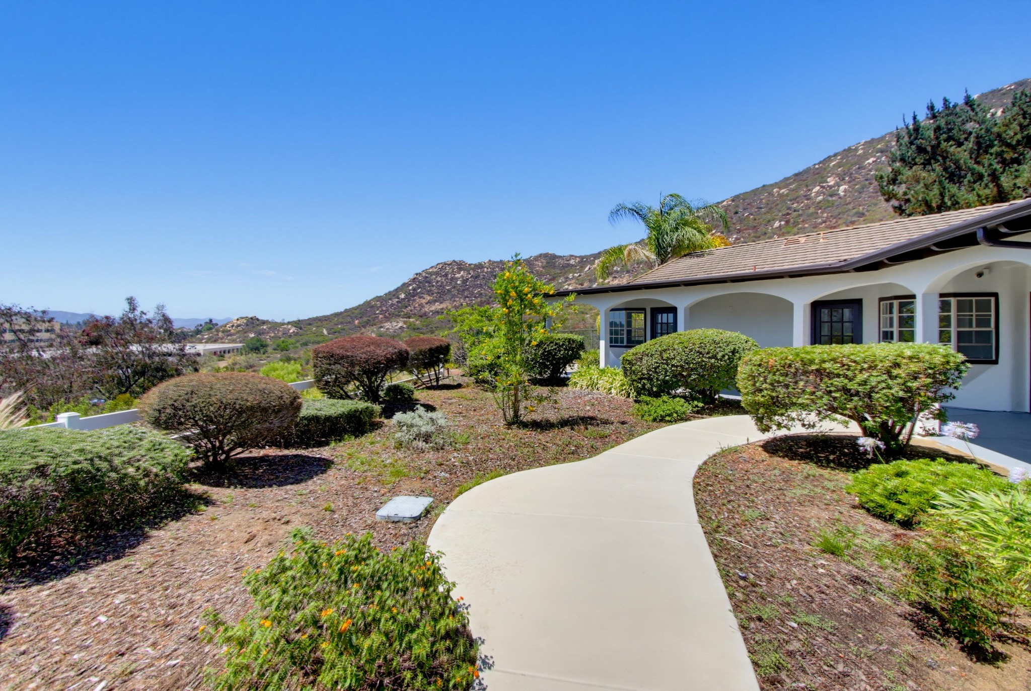 Virtual tour photo 9 of 79 for 12738 Monte Vista Rd