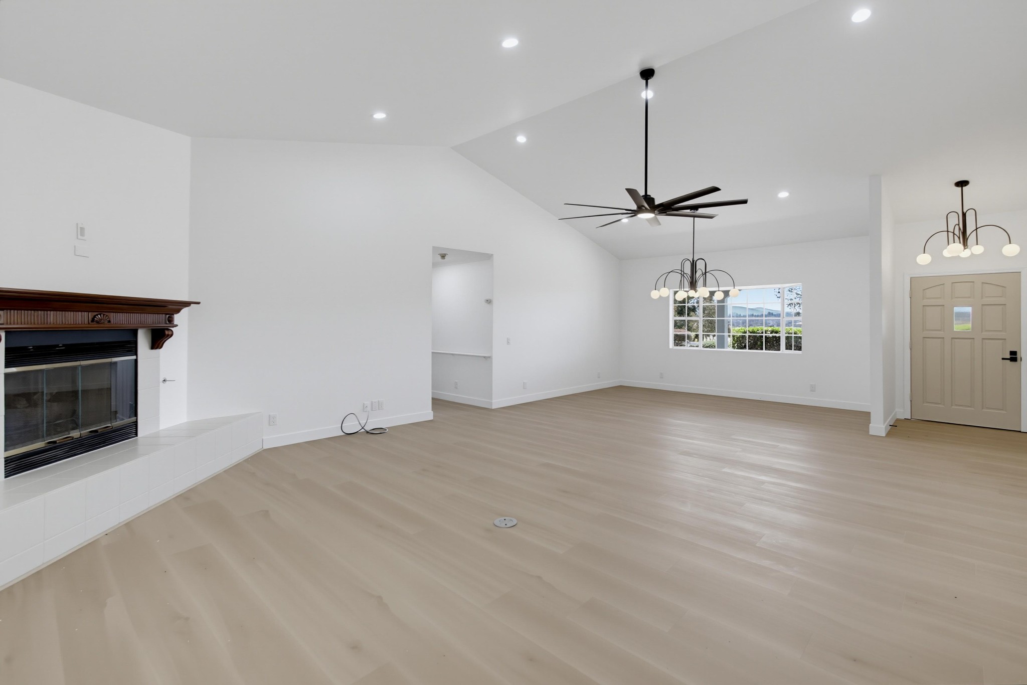 Virtual tour photo 17 of 79 for 12738 Monte Vista Rd