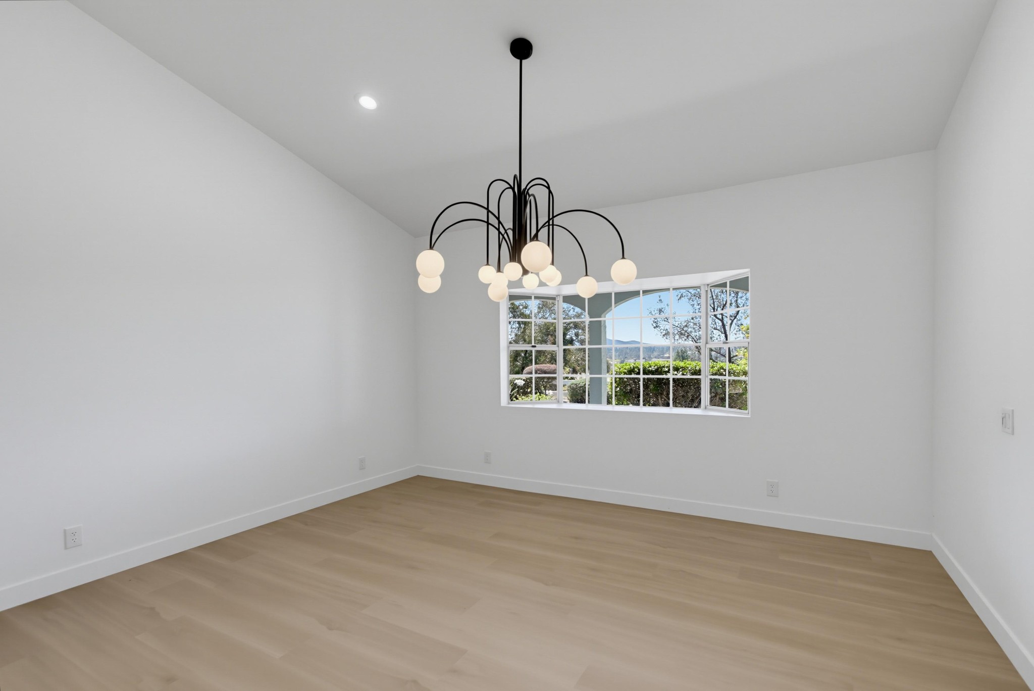 Virtual tour photo 19 of 79 for 12738 Monte Vista Rd