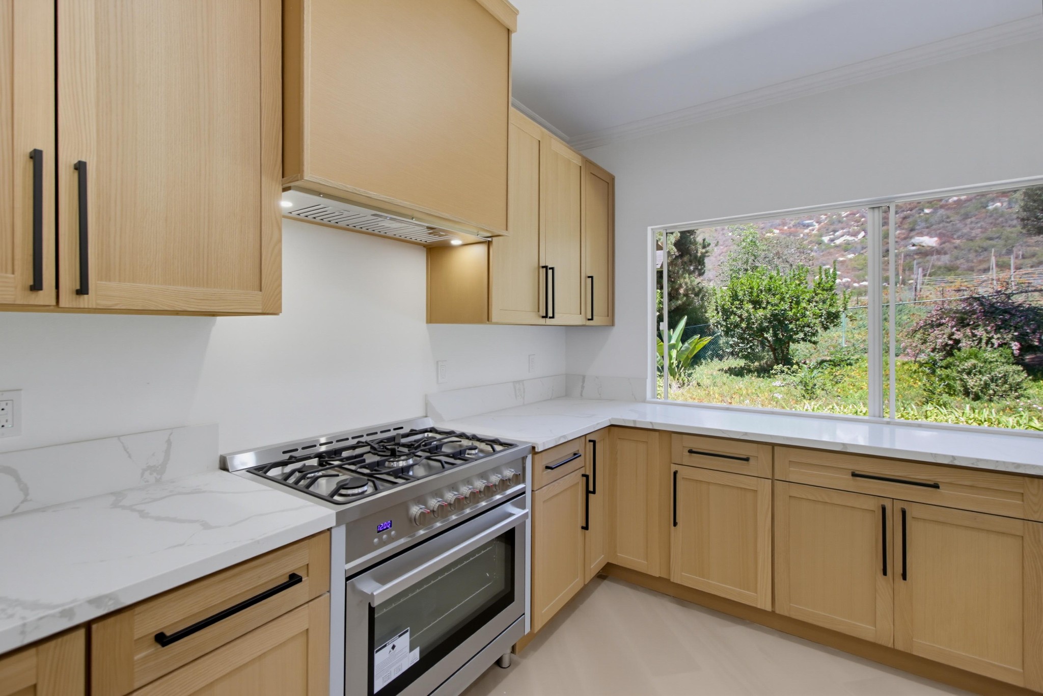 Virtual tour photo 26 of 79 for 12738 Monte Vista Rd