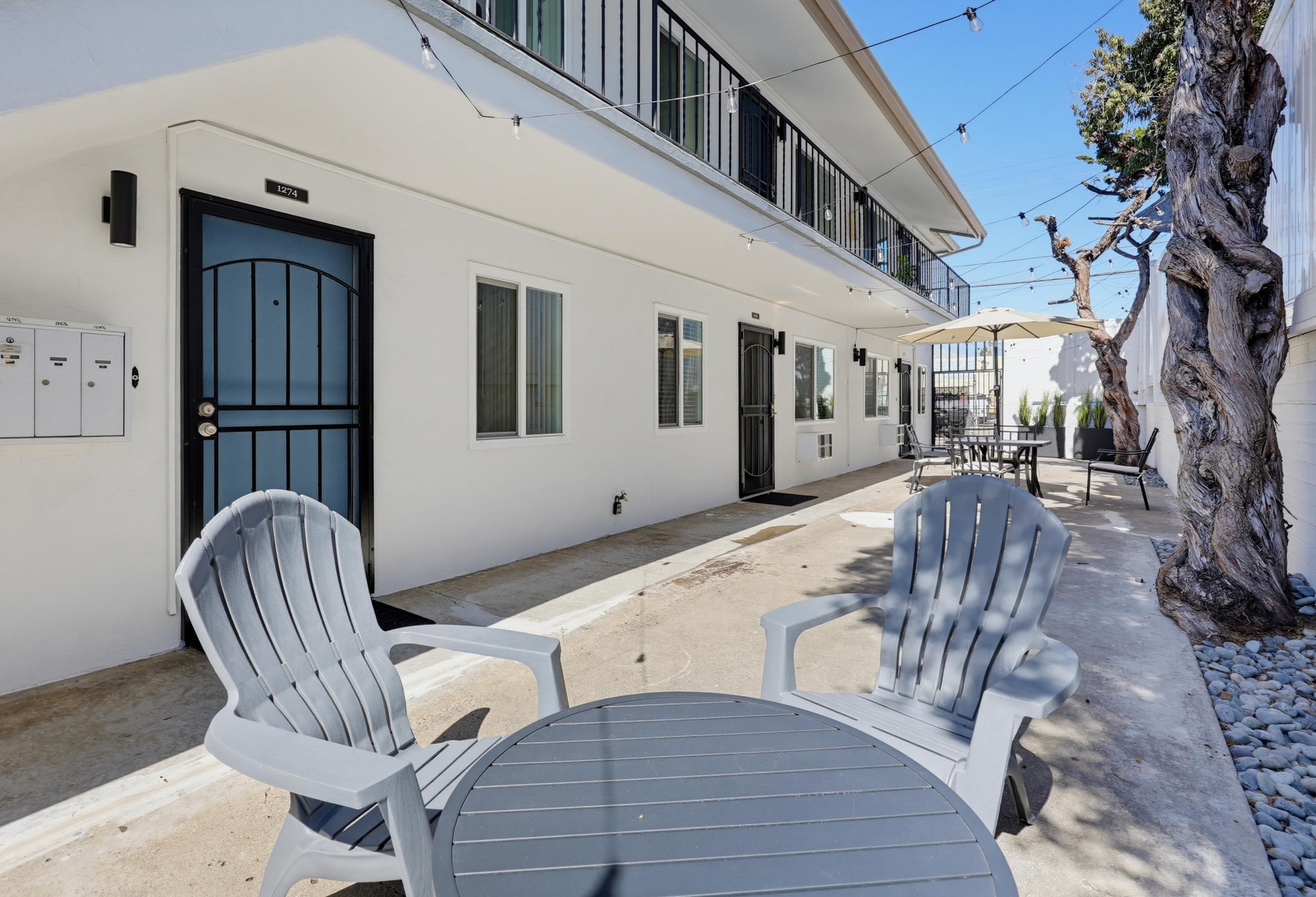 Virtual tour photo 6 of 47 for 1274 Essex St