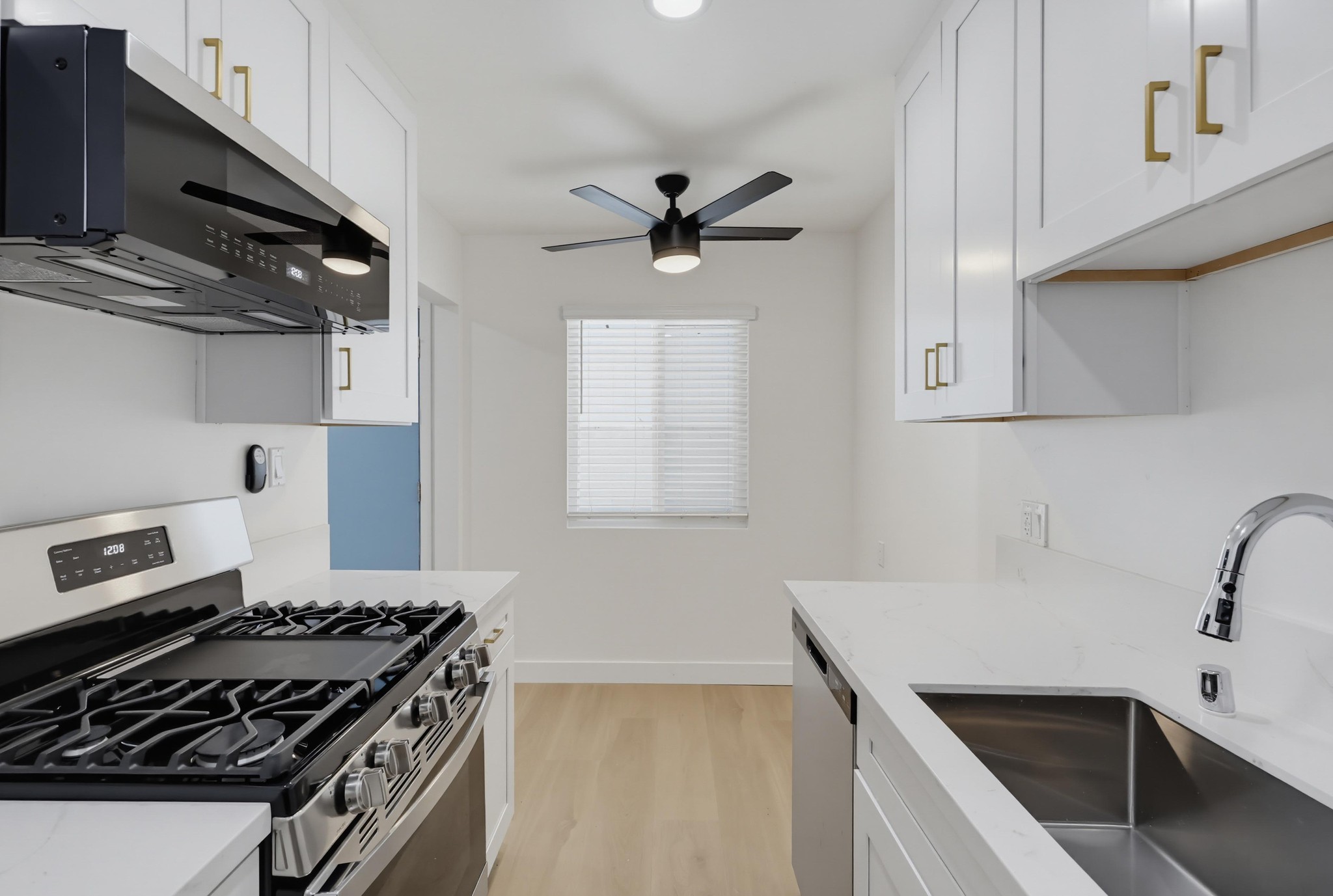 Virtual tour photo 17 of 47 for 1274 Essex St