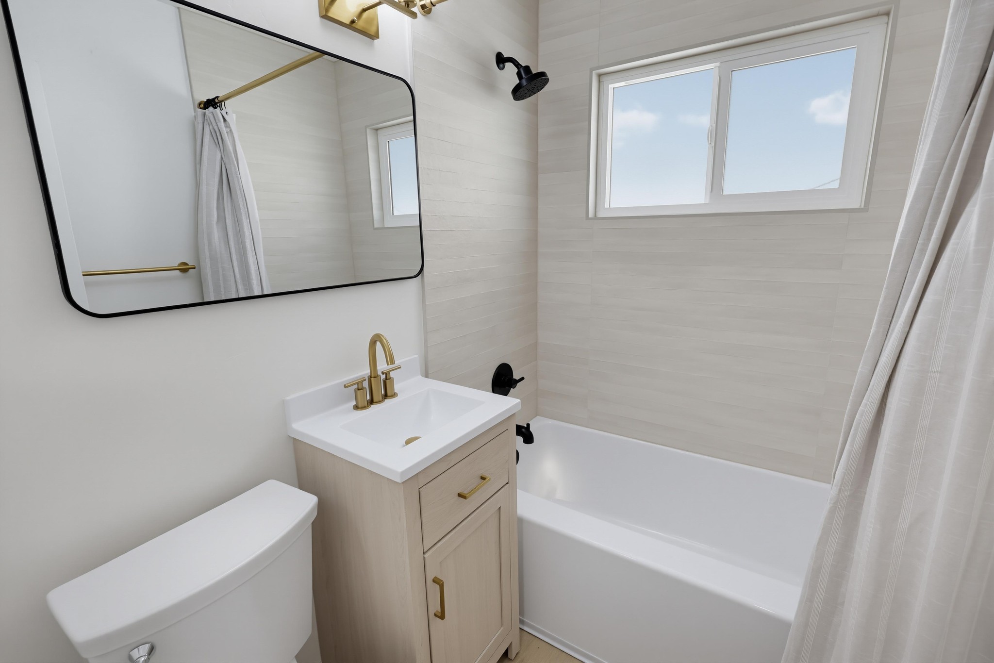 Virtual tour photo 24 of 47 for 1274 Essex St