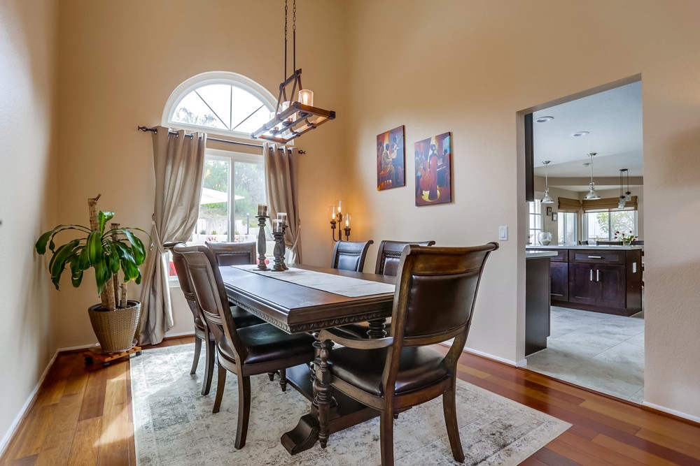 Virtual tour photo 10 of 40 for 12741 Kestrel St