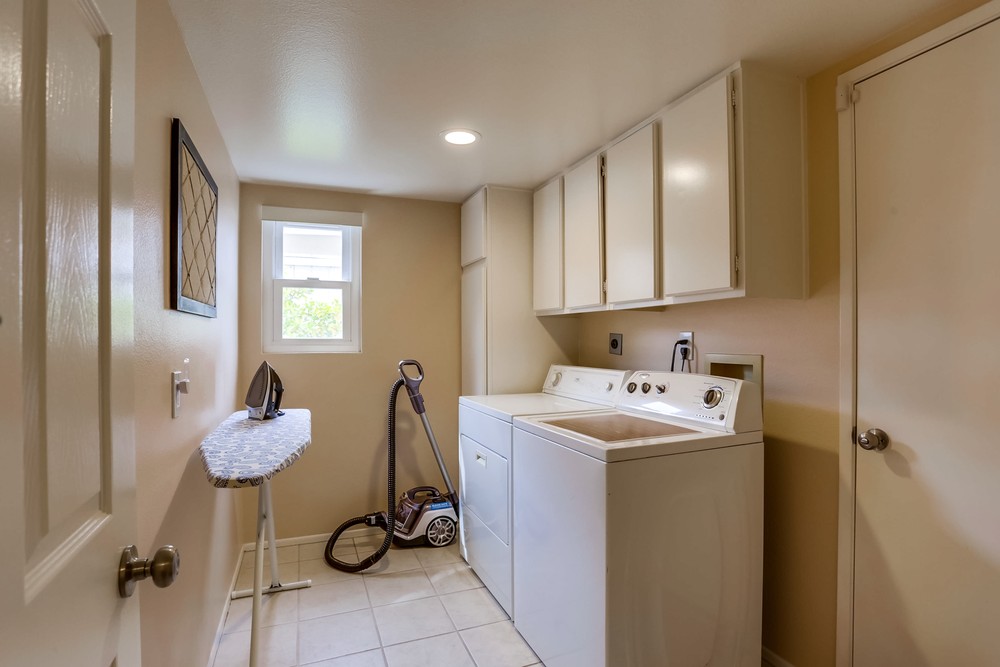 Virtual tour photo 37 of 40 for 12741 Kestrel St