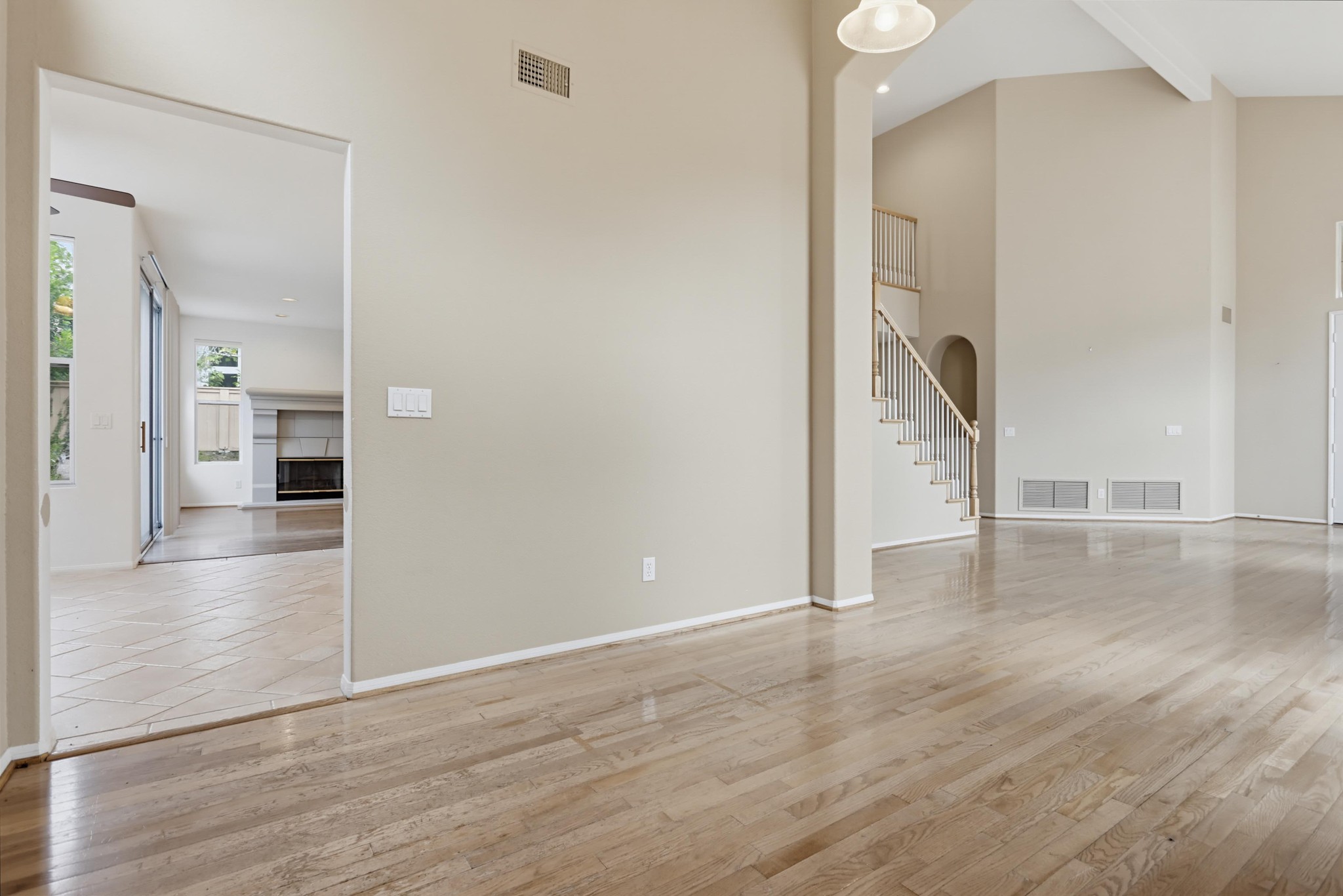Virtual tour photo 11 of 54 for 12742 Chandon Ct