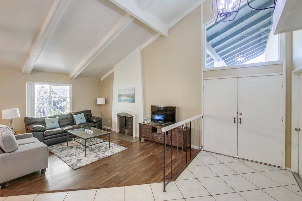 Virtual tour photo 8 of 61 for 12743 Calma Ct