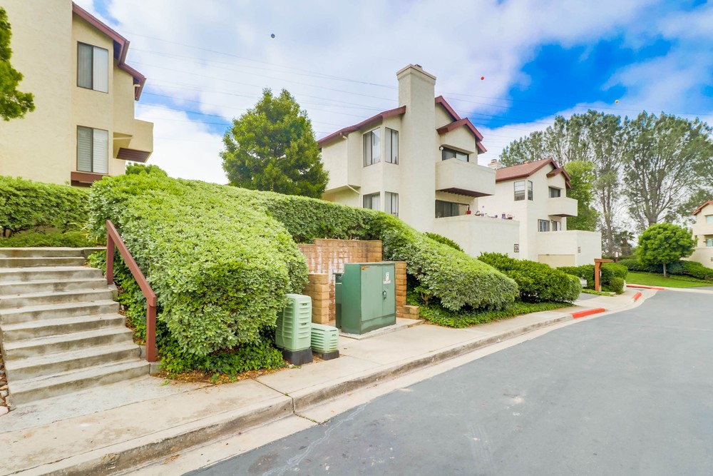 Virtual tour photo 22 of 32 for 1275 River Vista Row UNIT 139