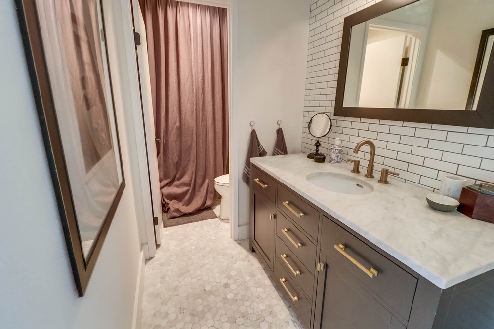 Virtual tour photo 18 of 32 for 1275 River Vista Row UNIT 139