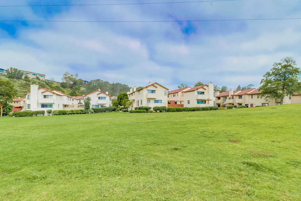 Virtual tour photo 28 of 32 for 1275 River Vista Row UNIT 139