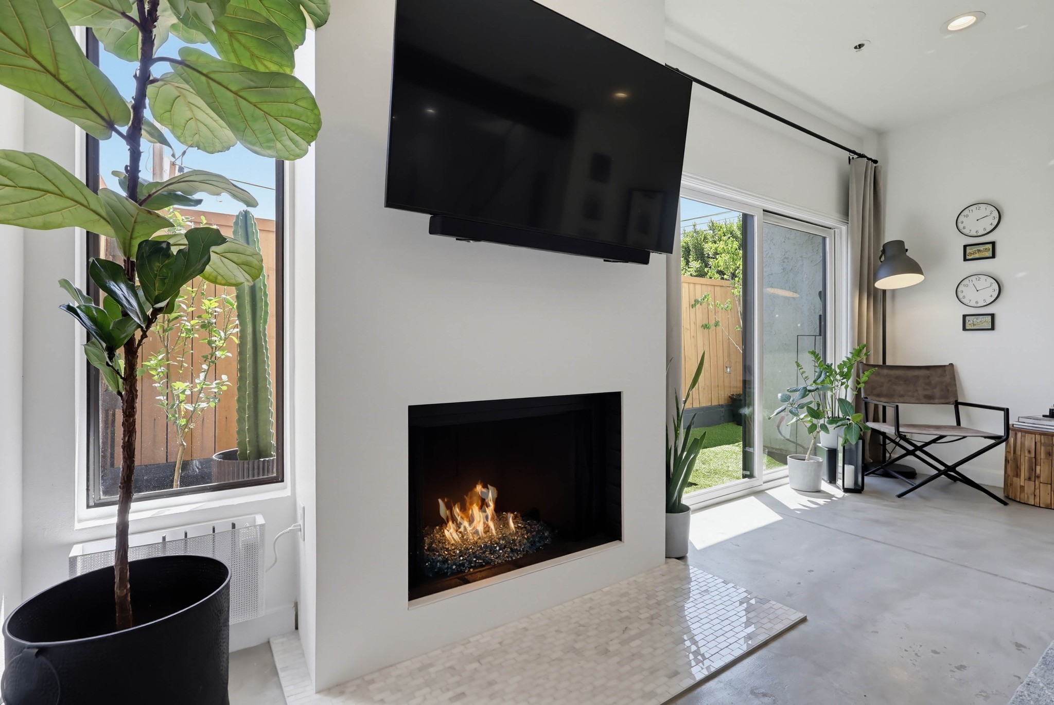 Virtual tour photo 34 of 75 for 12752 Moorpark St