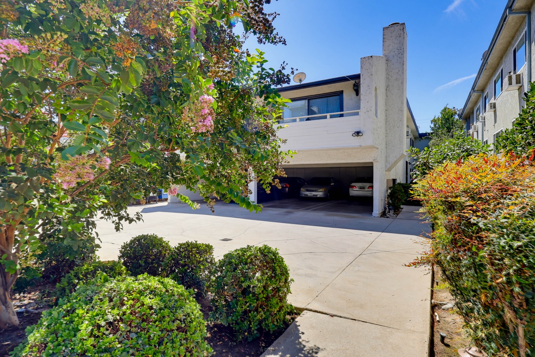 Virtual tour photo 72 of 75 for 12752 Moorpark St