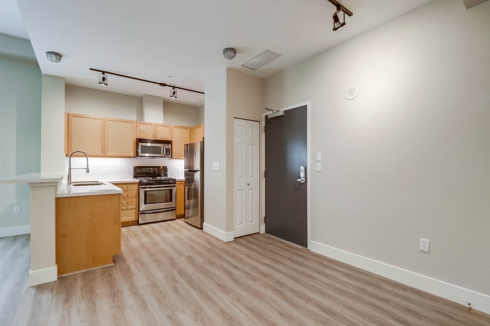 Virtual tour photo 13 of 35 for 1277 Kettner Blvd