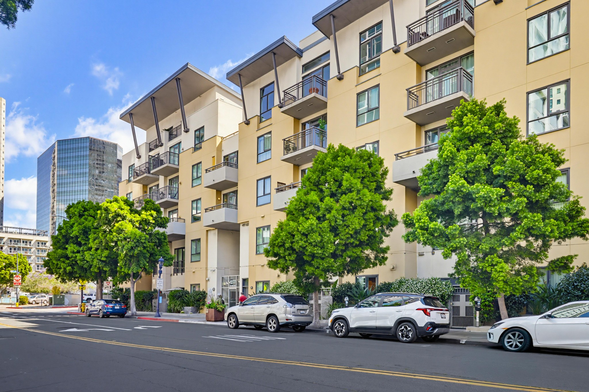 Virtual tour photo 1 of 52 for 1277 Kettner Blvd UNIT 505