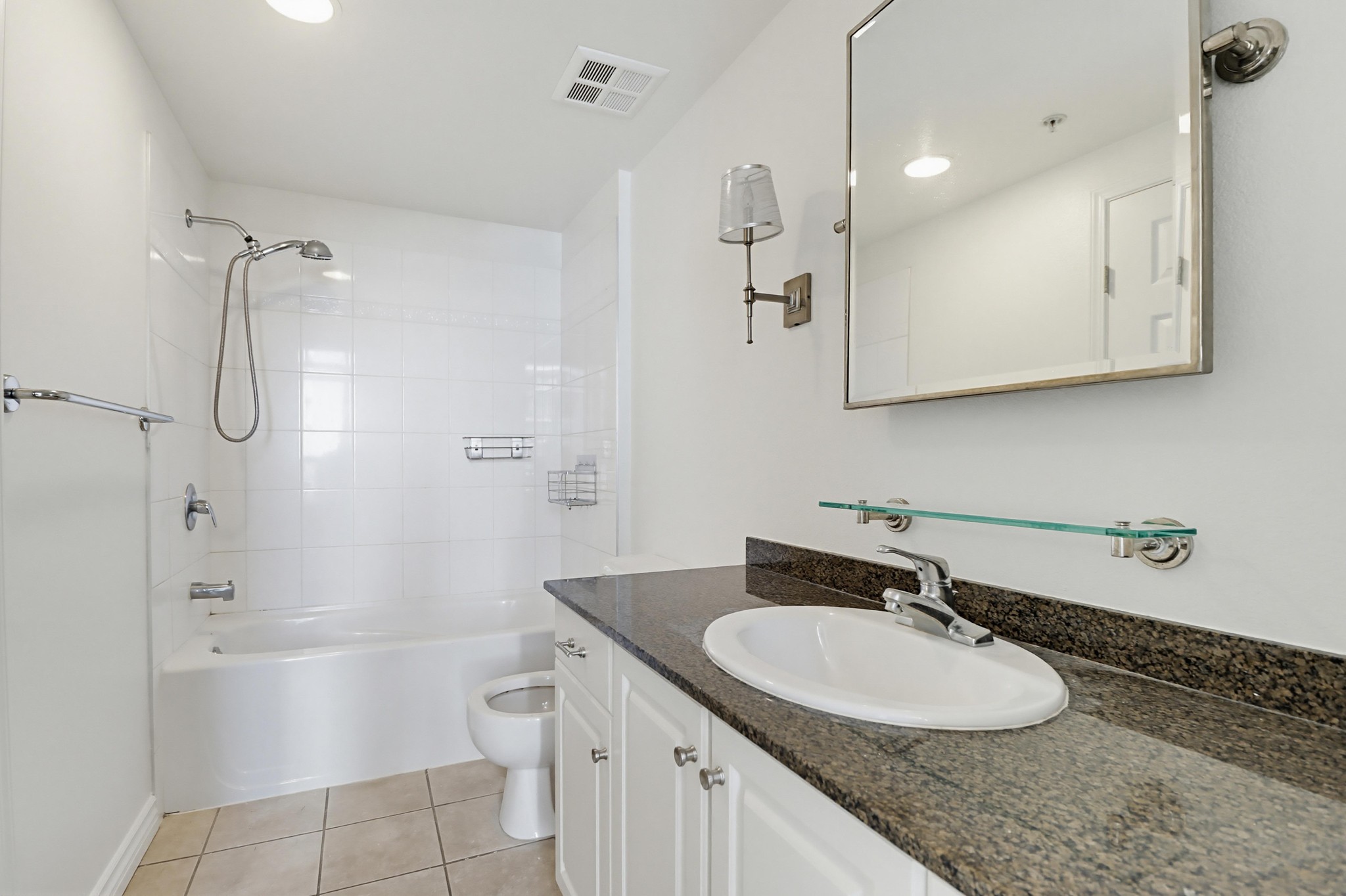 Virtual tour photo 38 of 52 for 1277 Kettner Blvd UNIT 505