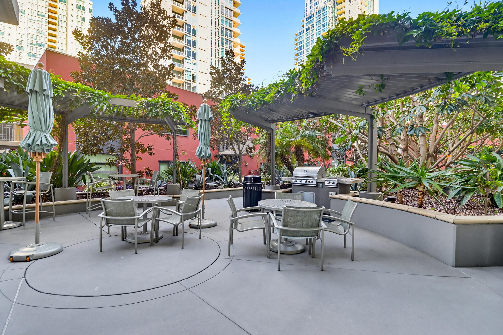 Virtual tour photo 43 of 52 for 1277 Kettner Blvd UNIT 505