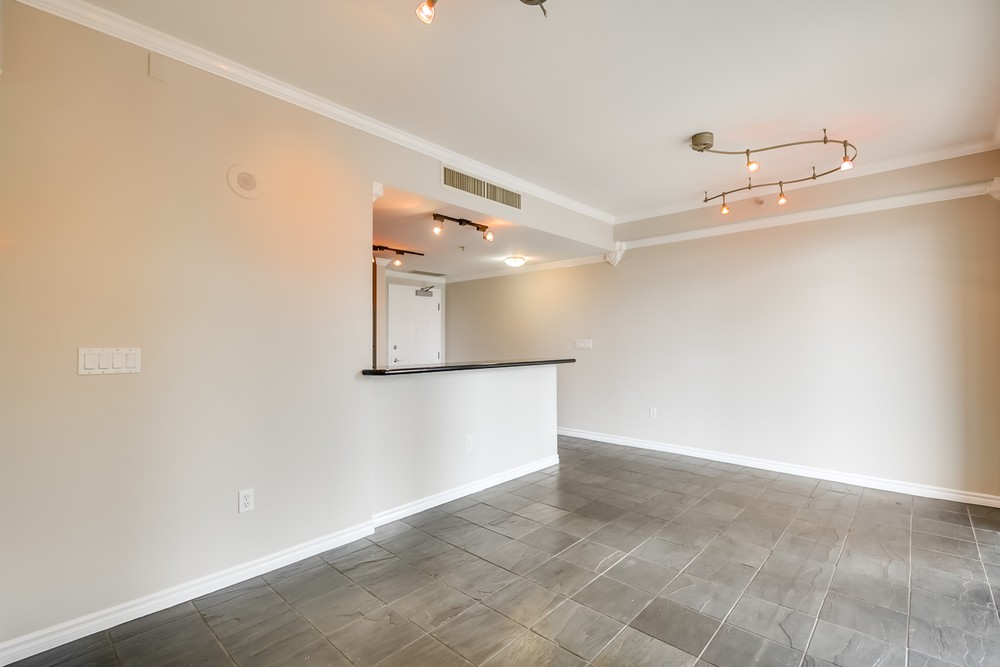 Virtual tour photo 12 of 33 for 1277 Kettner Blvd