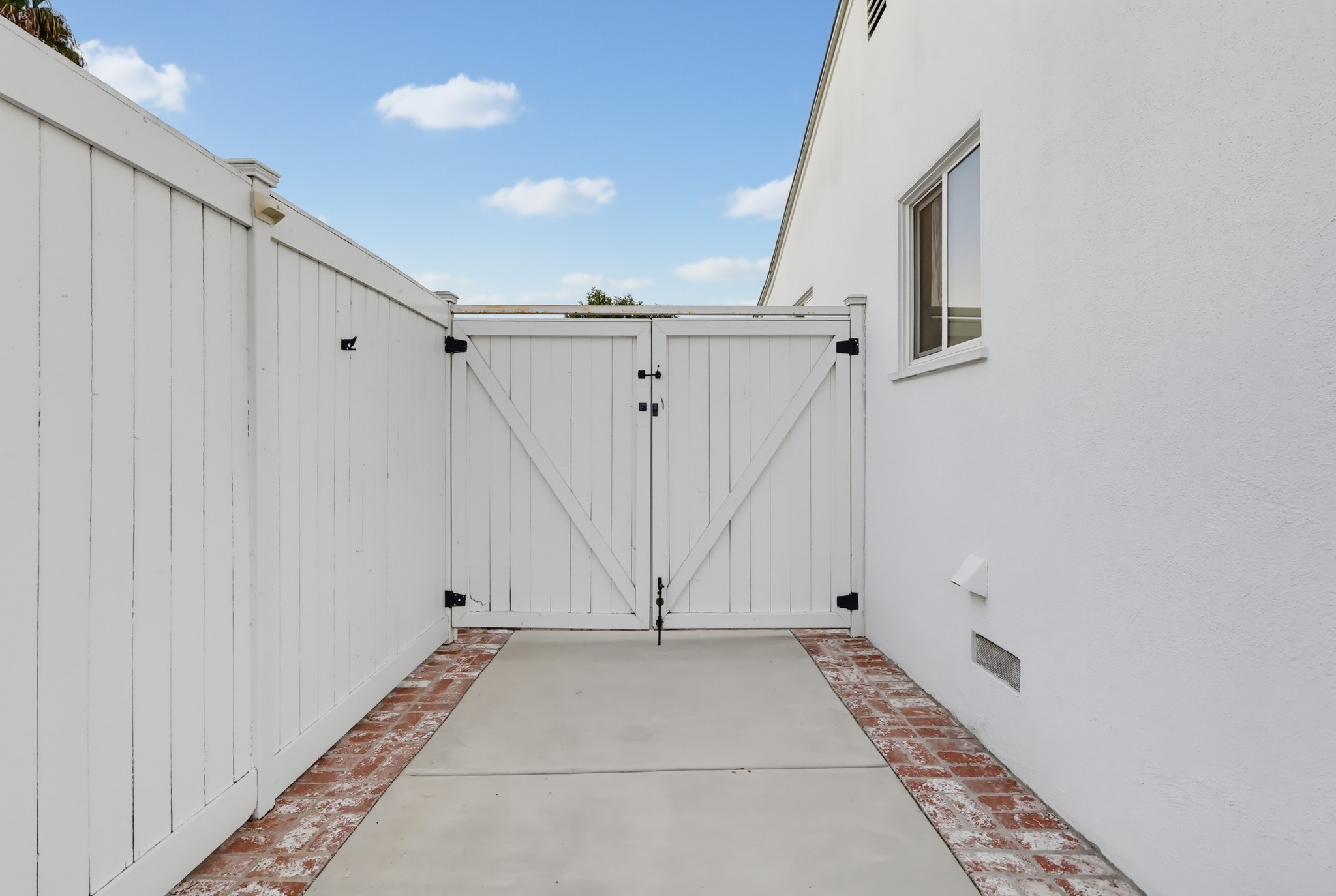 Virtual tour photo 56 of 122 for 12822 Waddell St