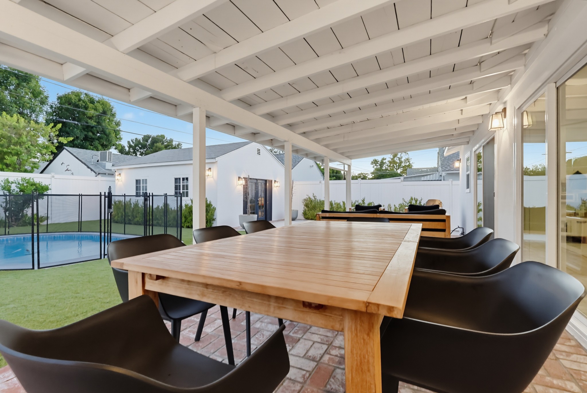 Virtual tour photo 61 of 122 for 12822 Waddell St